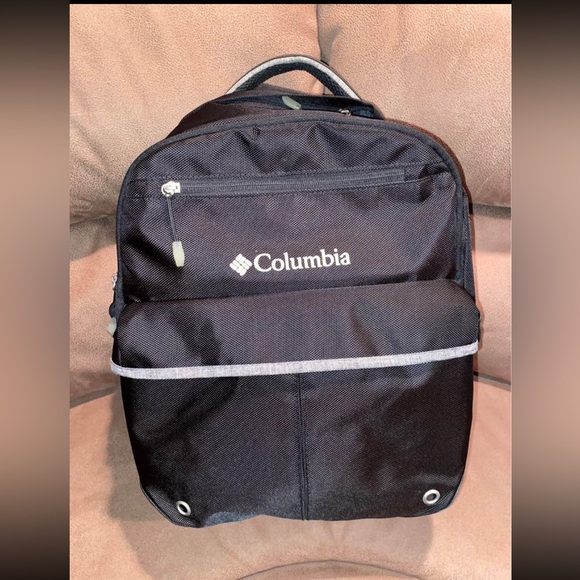 Columbia Huntsville Peak Backpack 
Baby Diaper Bag - Picture 1 of 10